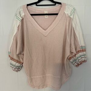 We The Free, Sweatshirt, Size Large!